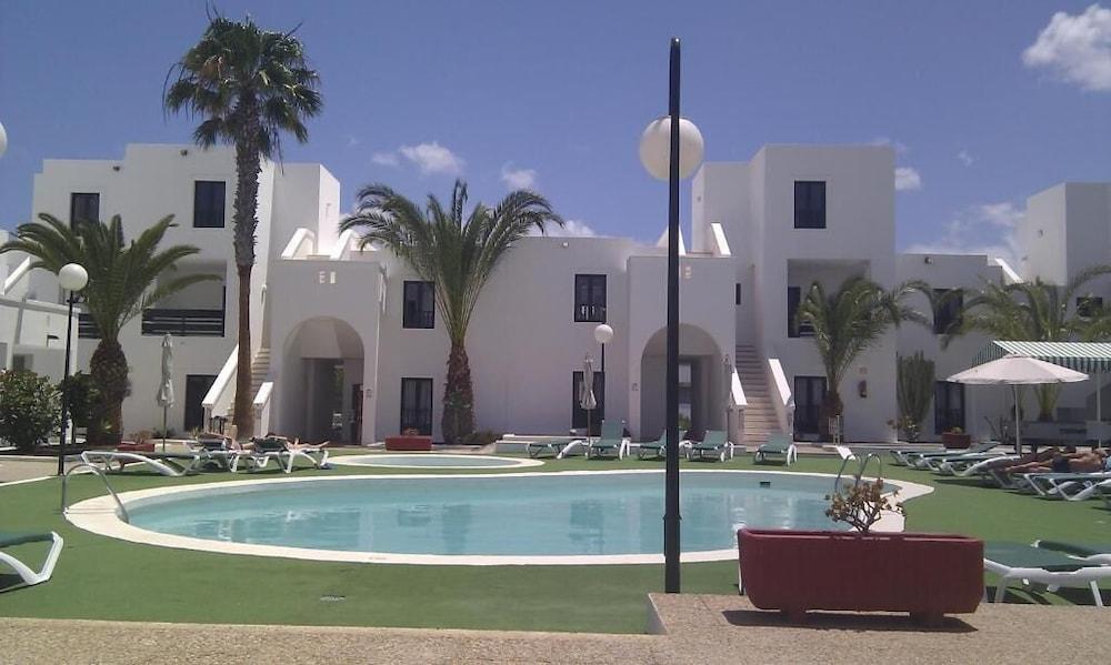 Sol Apartamentos Costa Teguise Exterior photo